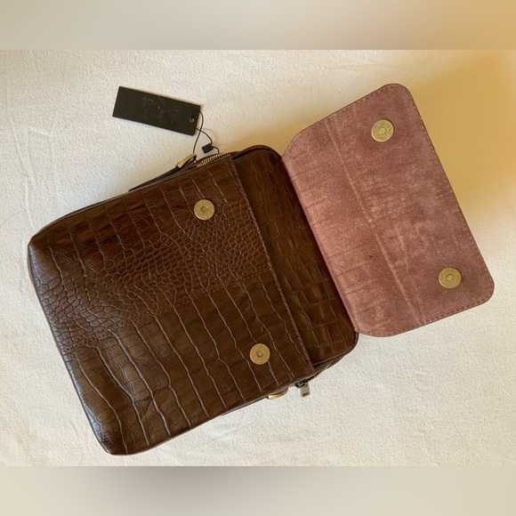 Aldo Man's Crossbody Bag - Picture 10 of 12